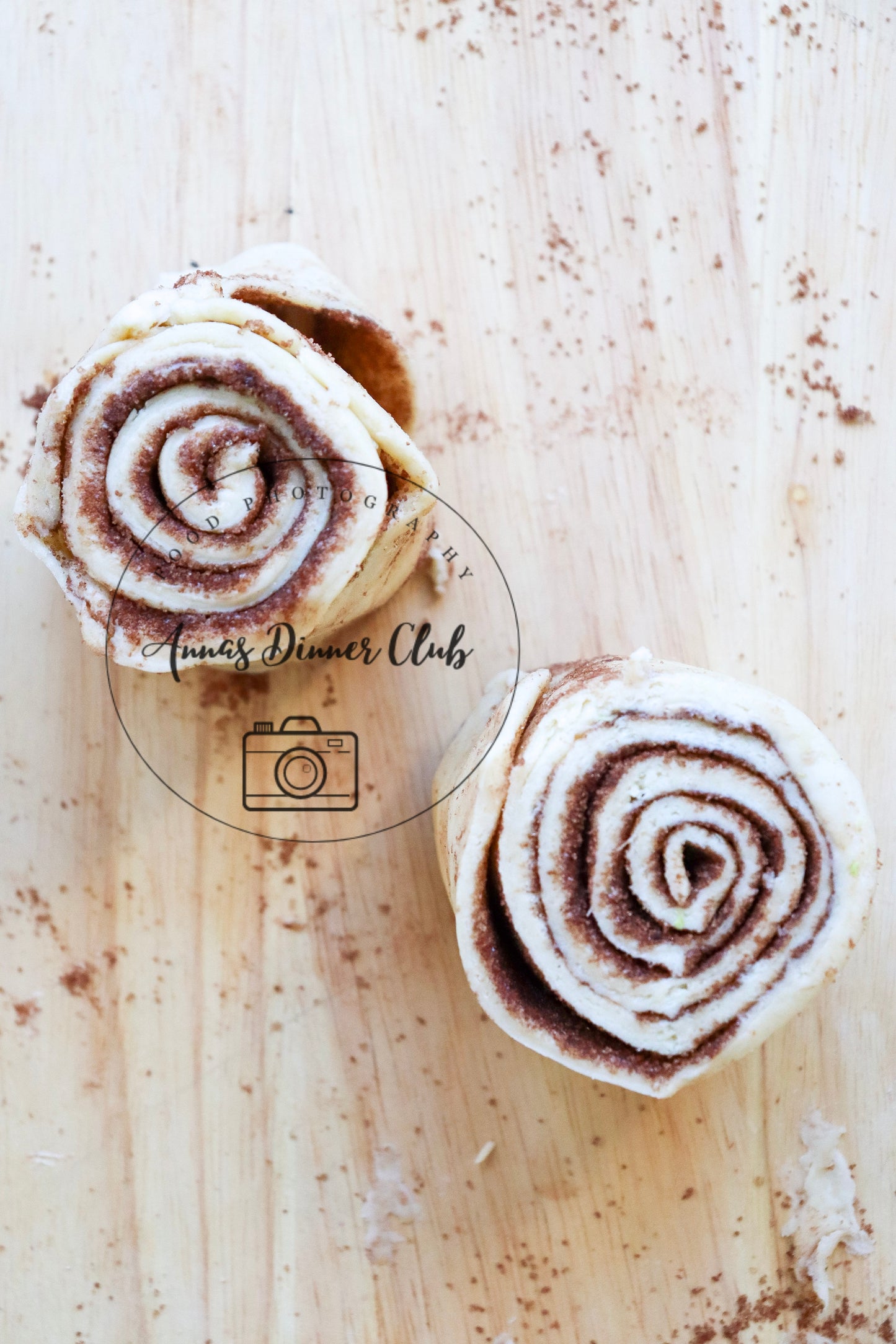 Valentine cinnamon rolls for two   - PLR set