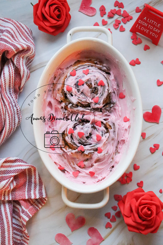 Valentine cinnamon rolls for two   - PLR set